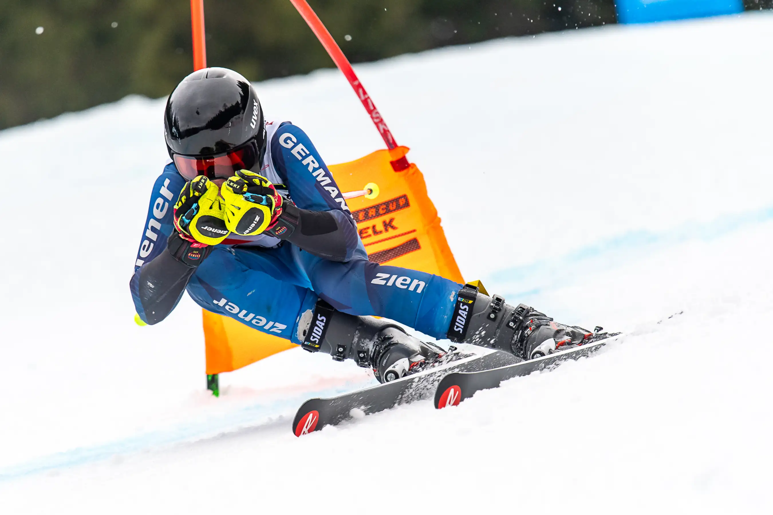 Copyright ©2025 www.PaulFoto.de Maximilian Müller Super-G 2025