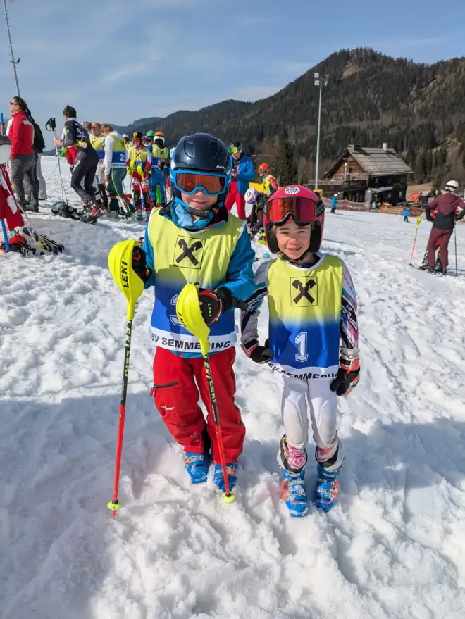 Unsere Shorty U10 Shorty U10 Sk-Club Fürstenfeldbruck mit guter Nachwuchsarbeit
