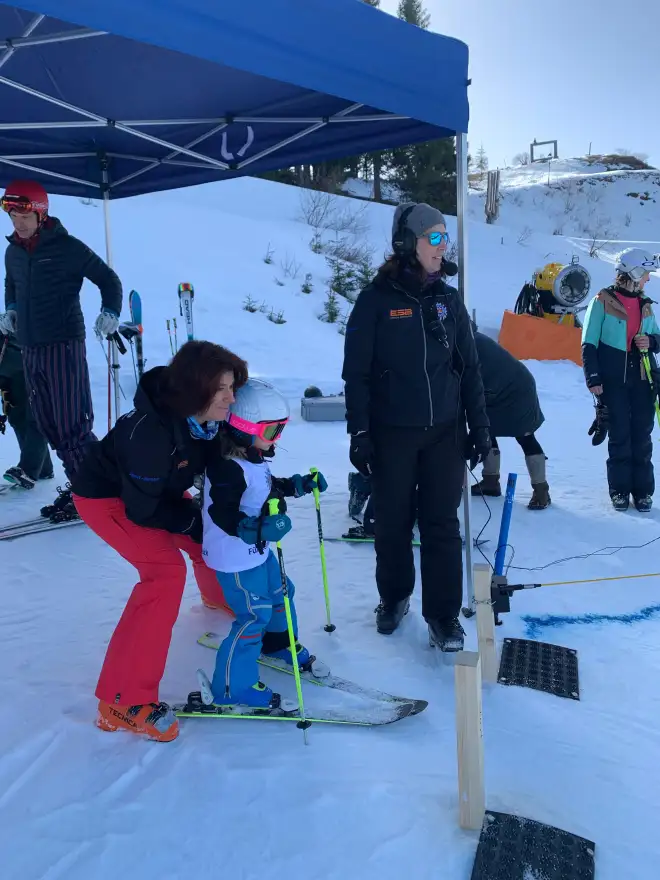 Ski-Club Fürstenfelbruck am Start des Skirennens