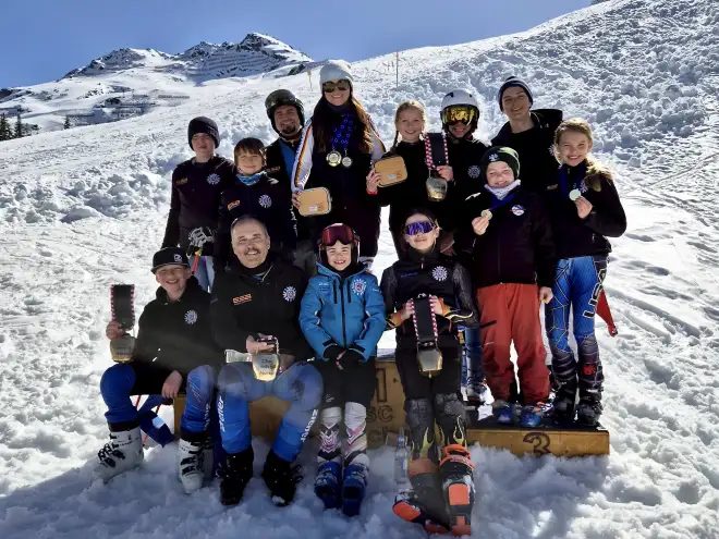 Figl EM Mannschaftsfoto Ski-Club Fürstenfeldbruck